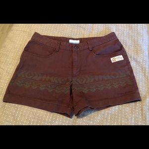 Columbia women’s size 28 shorts.